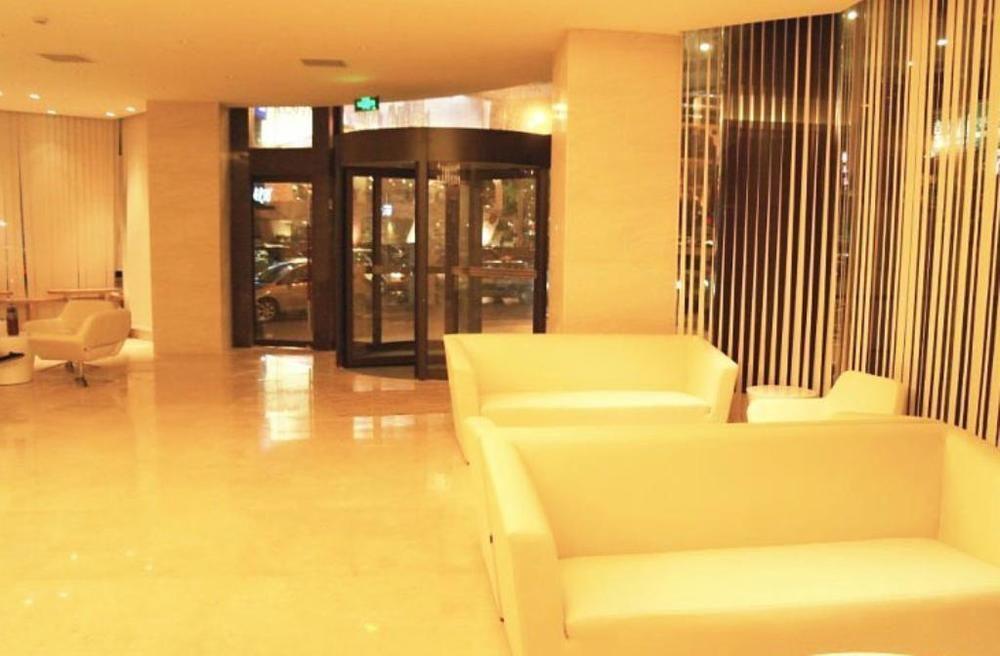 Ji Hotel Changsha Helong Stadium Екстериор снимка