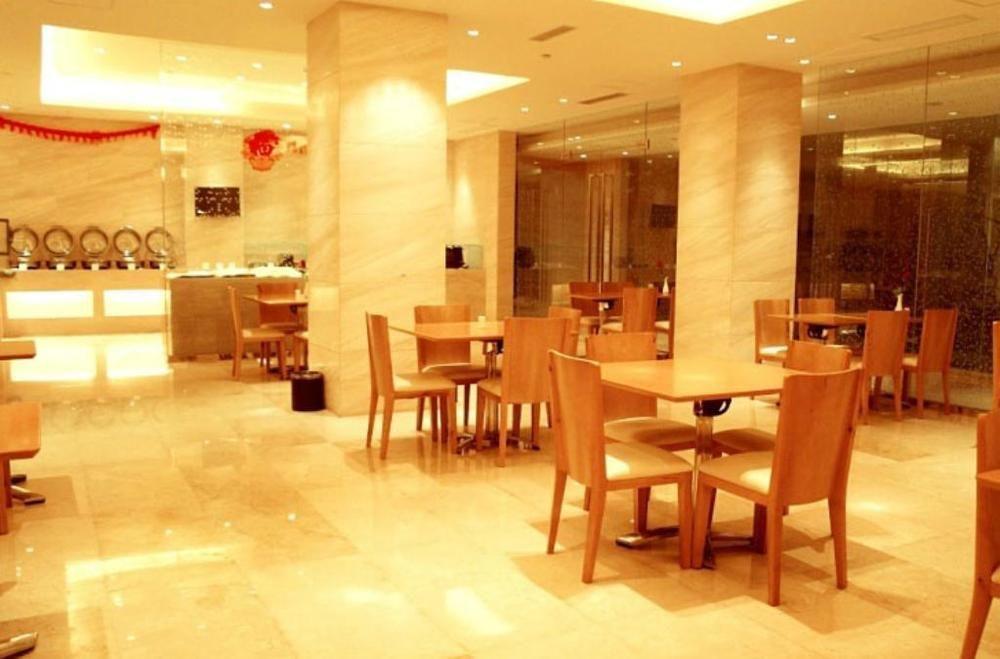 Ji Hotel Changsha Helong Stadium Екстериор снимка
